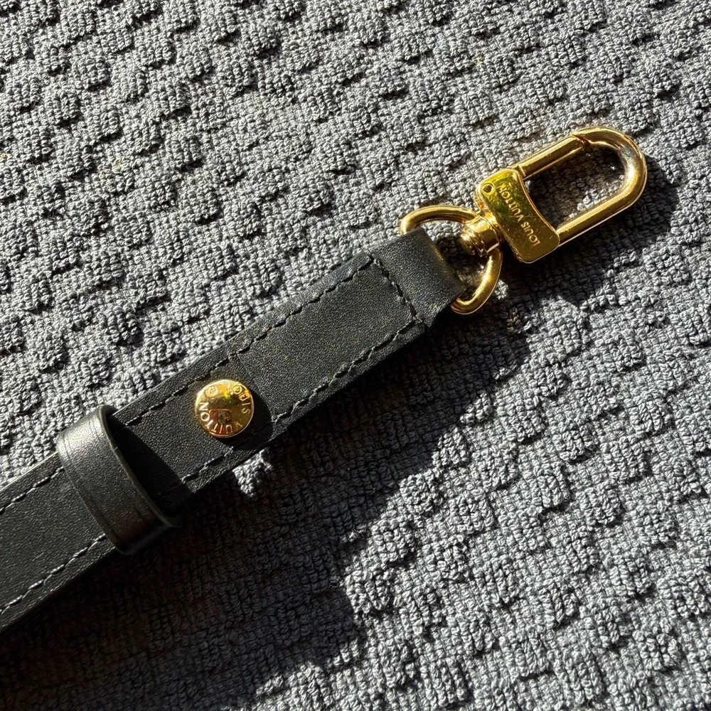 Louis Vuitton Multi Pochette Accessoires - Black Empriente - Picture 13 of 16